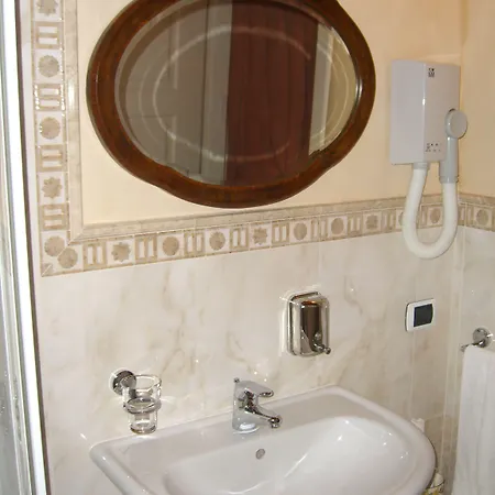 Bongiovanni Bed and Breakfast 4*